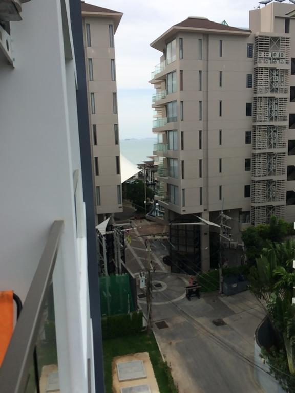 Club Royal Suites Pattaya Εξωτερικό φωτογραφία