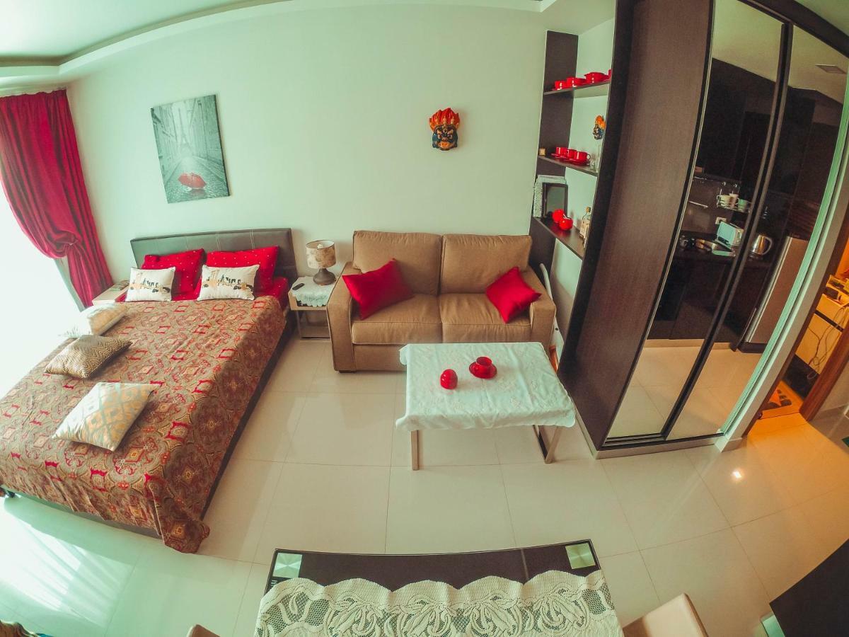 Club Royal Suites Pattaya Εξωτερικό φωτογραφία