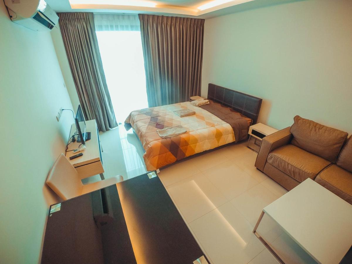 Club Royal Suites Pattaya Εξωτερικό φωτογραφία